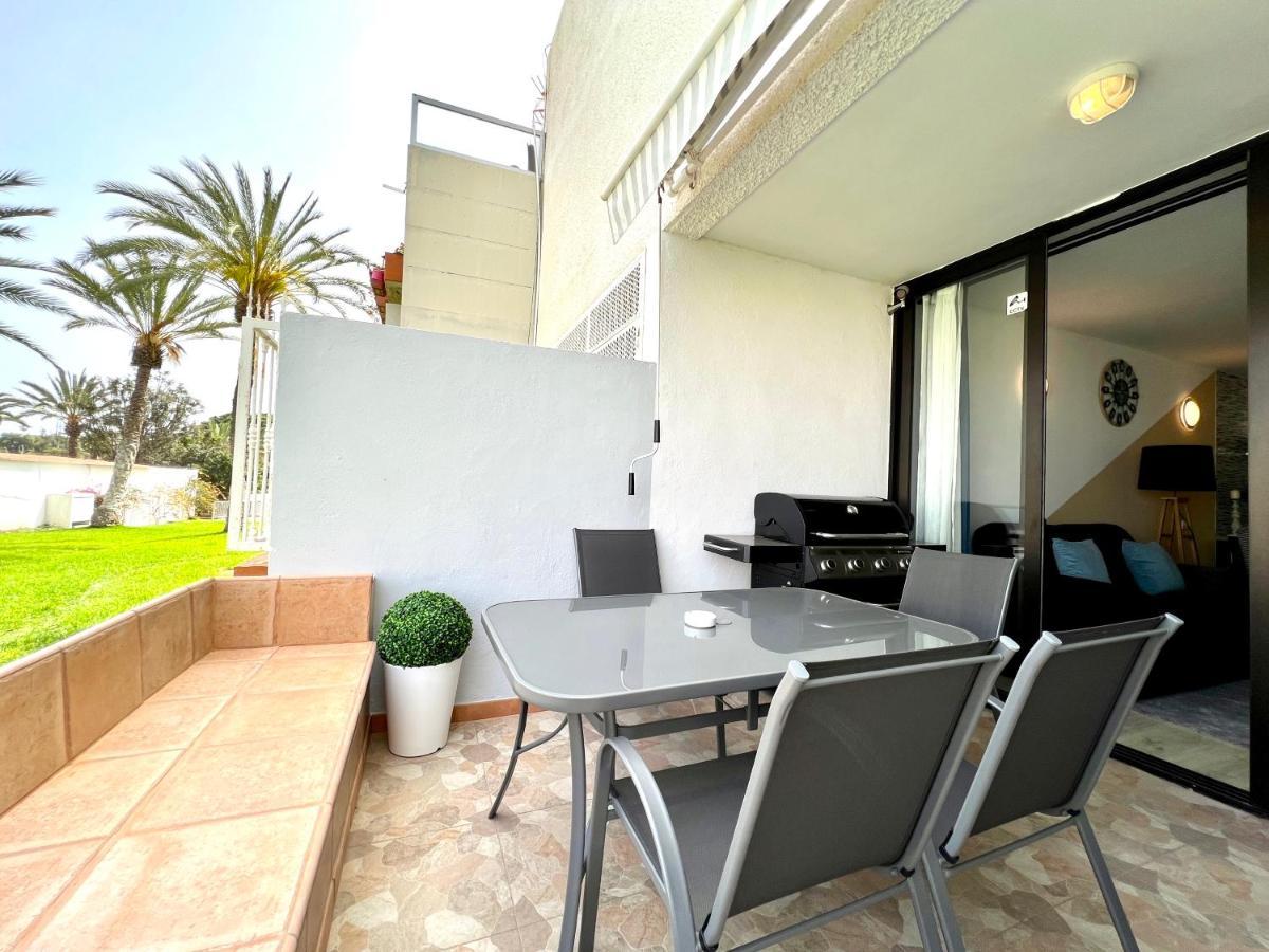 Stunning Lovely Flat With Pool And Strong Wi-Fi, 31 Arona  Exteriér fotografie