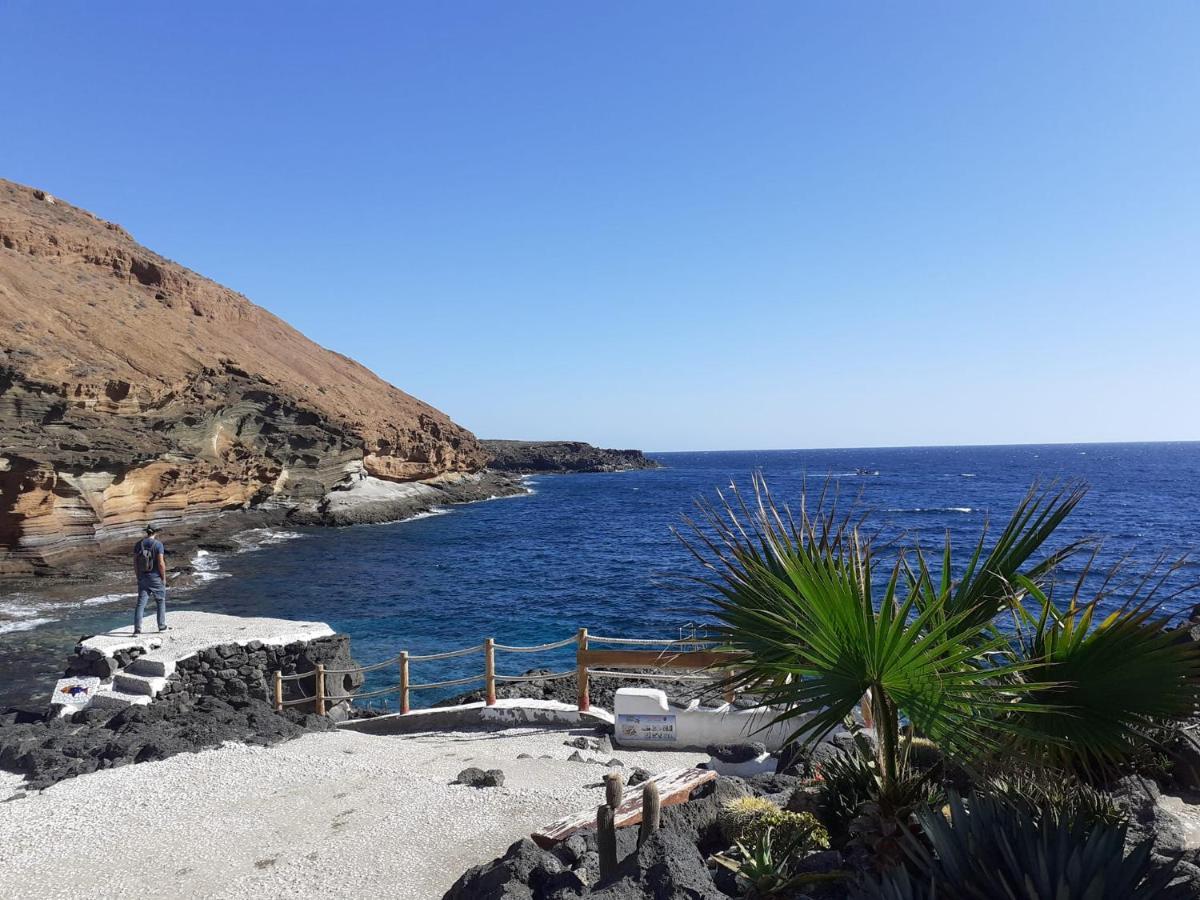 Stunning Lovely Flat With Pool And Strong Wi-Fi, 31 Arona  Exteriér fotografie